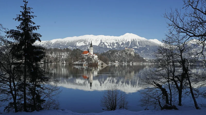 Fotografija: Slovenija je že v začetku meseca izdala za 1,75 milijarde evrov desetletnih obveznic. Foto: Leon Vidic/Delo