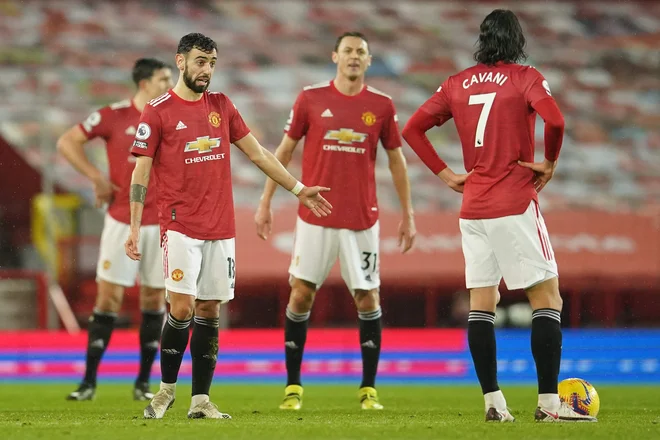 Bruno Fernandes, Nemanja Matić in Edinson Cavani niso mogli preprečiti presenetljivega poraza Manchester Uniteda. FOTO: Dave Thompson/AFP