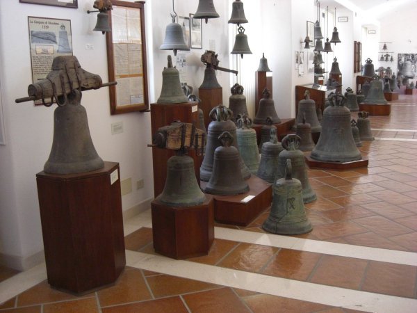 Muzej v papeški talilnici zvonov Pontificia Fonderia Marinelli, ki deluje od leta 1040 v mestu Agnone na jugu Italije. FOTO: Wikipedia