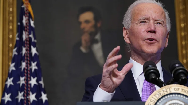 Fotografija: Demokratski predsednik Joe Biden se je lotil okoljevarstvene revolucije. FOTO: Mandel Ngan/AFP