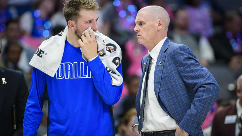 Fotografija: Dallas trener Rick Carlisle zaupa in verjame v košarkarski talent Luke Dončića. FOTO: Jerome Miron/Usa Today Sports