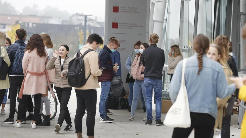 Fotografija: Kdaj bo razpis za vpis na fakultete objavljen, še vedno ni znano. FOTO: Leon Vidic/Delo
