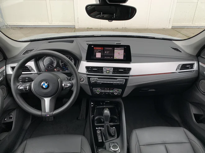 Notranjost BMW X1. Foto Blaž Kondža