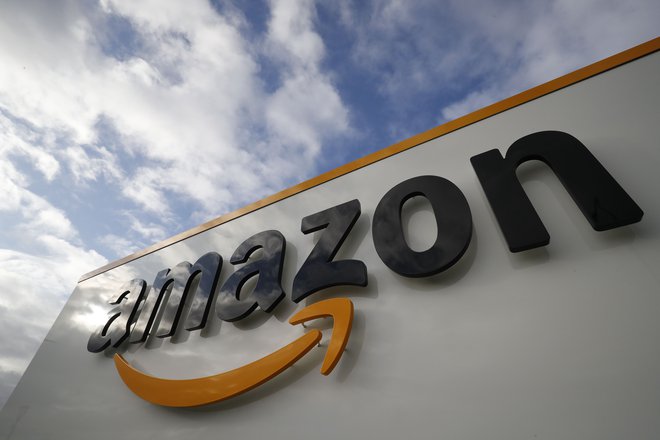Pri Amazonu so začeli s spletno knjigarno, zdaj pa so vsenavzoči v ZDA in marsikje drugje. FOTO: Thomas Samson/AFP