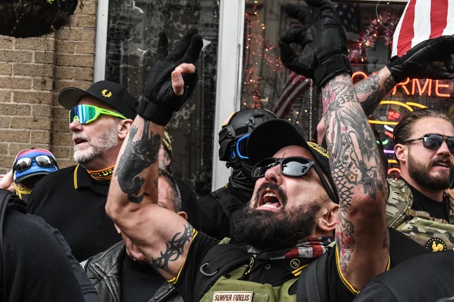 Ponosni fantje na shodu v Washingtonu. FOTO: Stephanie Keith/AFP