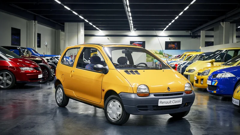 Prvi renault twingo je bil predstavljen leta 1993, izdelovali so ga kar 14 let. FOTO: Renault