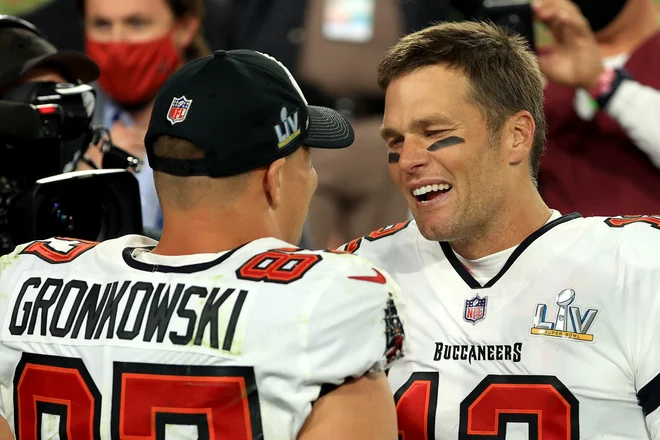 Rob Gronkowski ostaja glavni adut Toma Bradyja. FOTO: Mike Ehrmann/AFP
