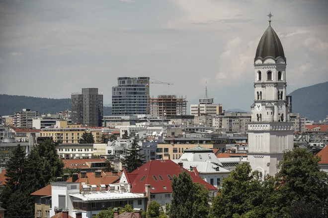 S projekti vzpostavljanja pametnih mest naj bi vzpostavili ekosistem, ki bo služil kot odskočna deska za digitalno preoblikovanje Slovenije. FOTO: Uroš Hočevar/Delo