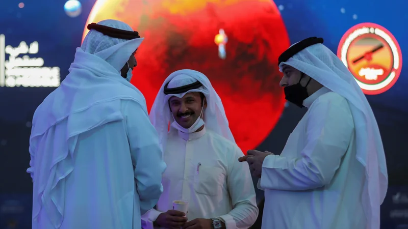 V Dubaju so se razveselili uspeha. FOTO: Christopher Pike Reuters