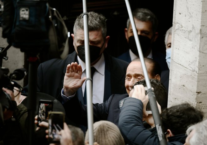 Draghija je podprla tudi desnosredinska stranka Naprej Italija (FI) nekdanjega premierja <strong>Silvia Berlusconija</strong>. FOTO: Filippo Monteforte/AFP