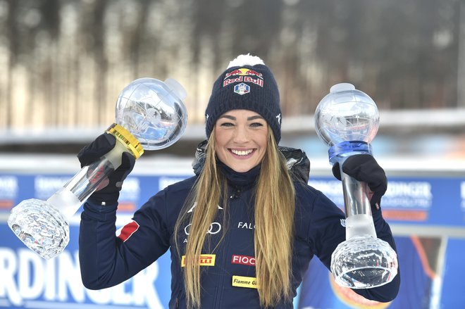 Dorothea Wierer je zmagovalka zadnjih dveh skupnih seštevkov svetovnega pokala, zato se ji kristalni globusi, tudi tisti za posamične discipline, lepijo na roke. FOTO: Jussi Nukari/Reuters