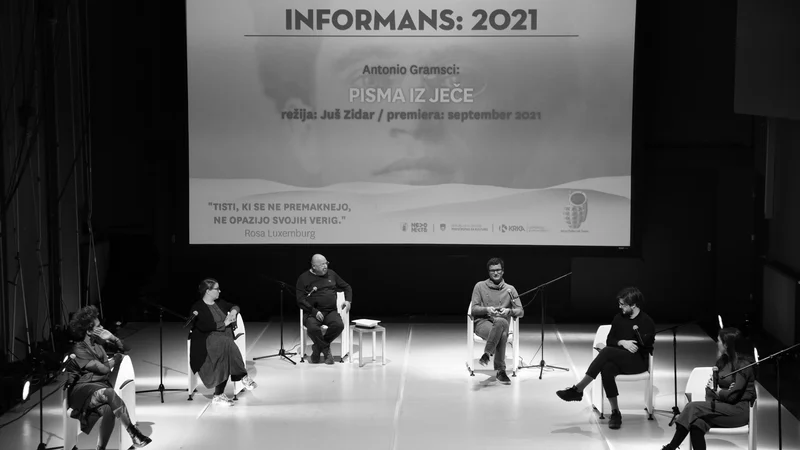 Fotografija: Na informansu so v APT avtorji predstavili nove stvaritve. Foto arhiv APT