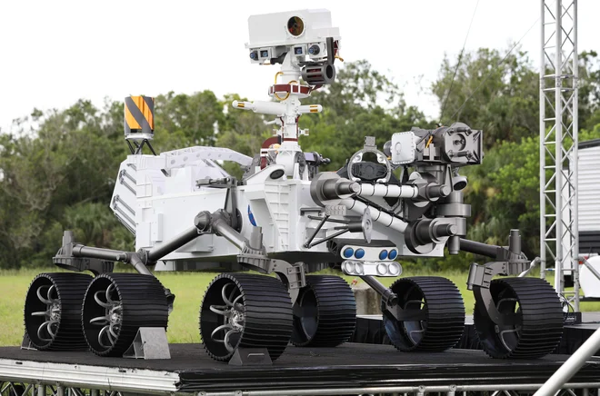 Model roverja Perseverance FOTO: Gregg Newton AFP