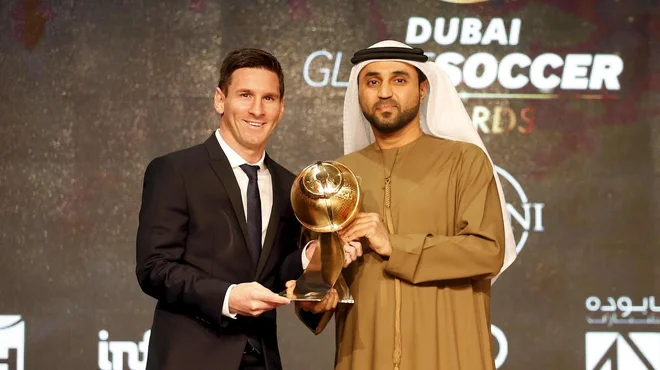 Lionel Messi je magnet za oglaševalce in nogometaš, ki v klubski proračun prispeva več denarja, kot ga zasluži.&nbsp; FOTO: Reuters Pictures
