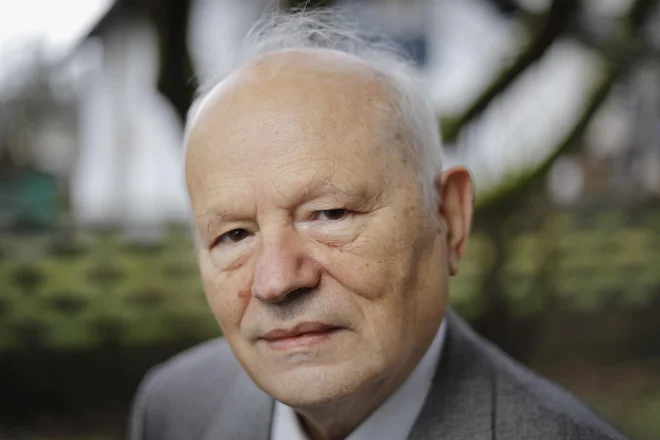 Prof. dr. Janez Trontelj je desetletje vodil skupino ameriških in slovenskih znanstvenikov v Silicijevi dolini. Foto Jože Suhadolnik