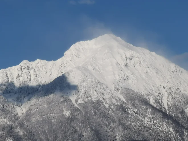 Storžič pod snegom. FOTO: Š. J.&nbsp;