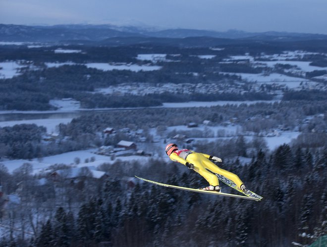 Vikersund letos ne bo videl tekme za svetovni pokal v smučarskih skokih. FOTO: Terje Bendiksby/Reuters