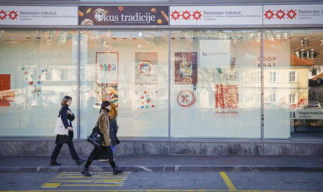 Bruseljski odzivi na uničevanje neodvisnih medijev v srednji Evropi doslej še niso bili učinkoviti. FOTO: Jože Suhadolnik