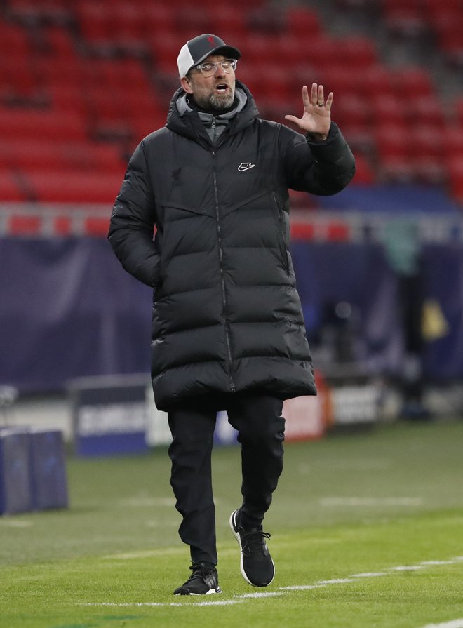 Jürgen Klopp je bil ponosen na svoje igralce, katerim so mnogi pred tekmo pripisovali majhne možnosti za uspeh. FOTO: Bernadett Szabo/Reuters