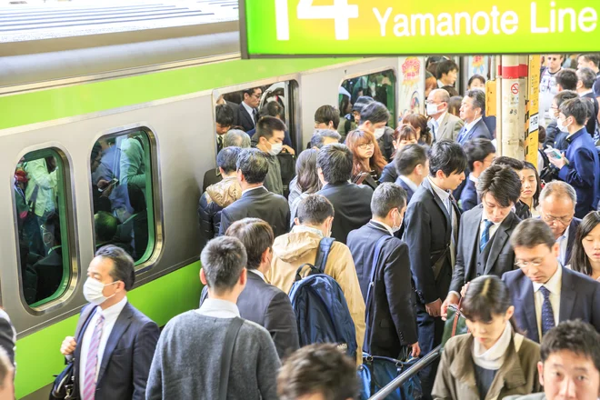 Šinjuku je najbolj obremenjena postaja. FOTO: Guliver/Getty Images