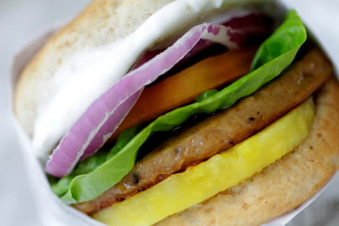Veganski hamburger.&nbsp;Reuters