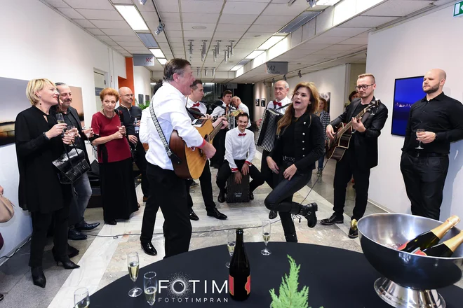 Na after partyju sta bila najbolj razigrana Mitja Ferenc in Irena Vrčkovnik. FOTO: Branka Timpran