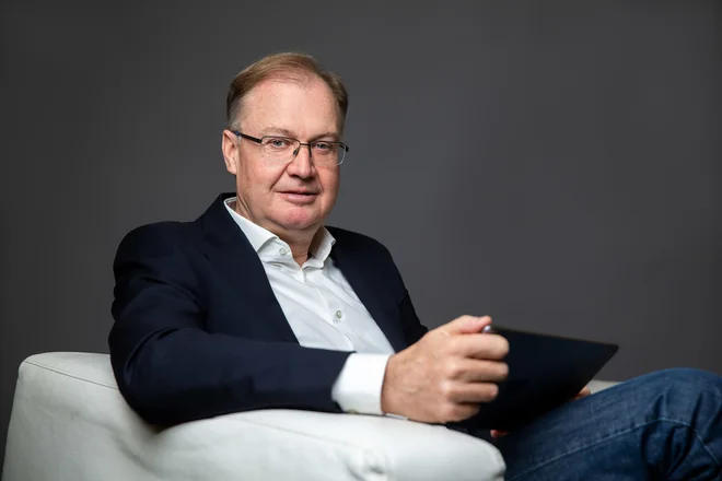 Digitalizacija zdravstva je poskočila kar za 5 do 7 let. Sprva je poskočila zato, ker ni bilo želje po fizičnem stiku, hkrati pa je nastal vse večji poudarek na pridobivanju kakovostnih podatkov, pravi Gornik. FOTO: Jernej Lasic