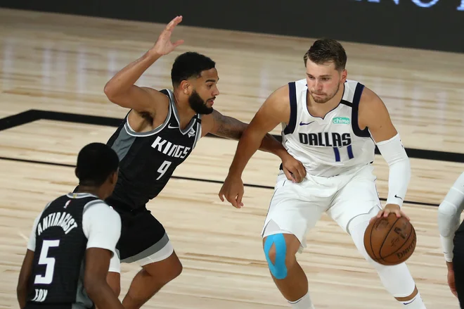 Luka Dončić kot za stavo niza vrhunske statistične dosežke. FOTO: Kim Klement/USA Today Sports