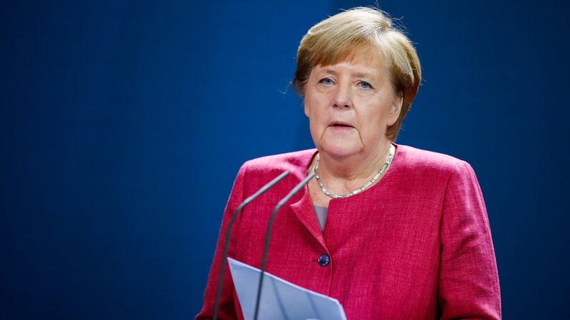 Fotografija: Angela Merkel je napovedala strožje ukrepe. FOTO: Axel Schmidt, Reuters