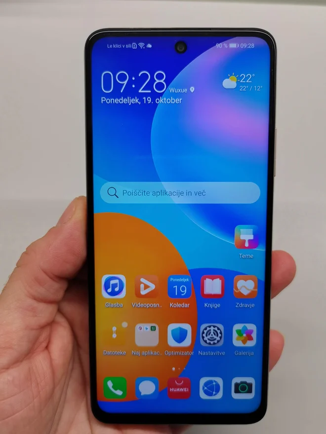 Razkošni in lepo oblikovani huawei P smart 2021