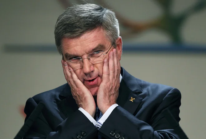 Predsednik MOK Thomas Bach ne obupuje, OI bodo, a tam ne bo dovolil protestov za rasno enakopravnost. FOTO: Enrique Marcarian/Reuters