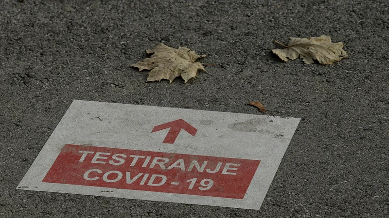 Fotografija: Testiranje na Metelkovi. FOTO: Blaž Samec