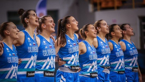 Fotografija: Slovenska ženska košarkarska reprezentanca. FOTO: KZS