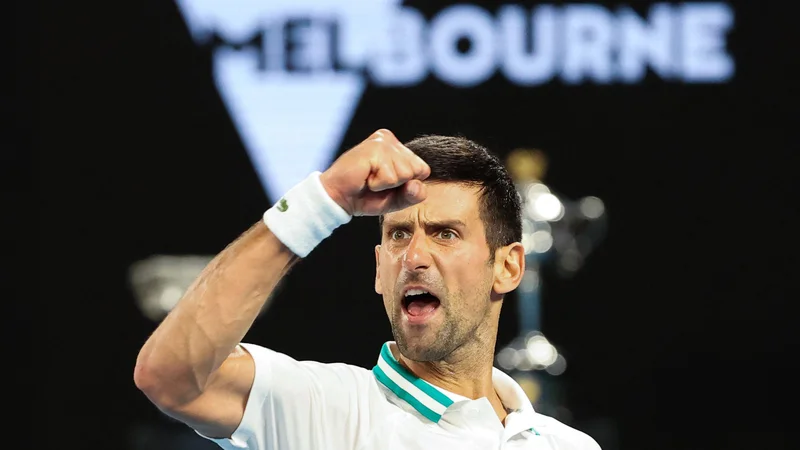 Fotografija: Novak Đoković je na poti k devetemu naslovu v Avstraliji. FOTO: David Gray/AFP