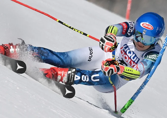 Mikaela Shiffrin je bila za nekaj centimetrov prekratka za drugo zlato v Cortini. FOTO: Fabrice Coffrini/AFP