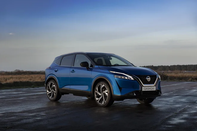 Nissan qashqai, pripravljen tretjič, deluje kot evolucija doslej znanega. Fotografije Nissan
