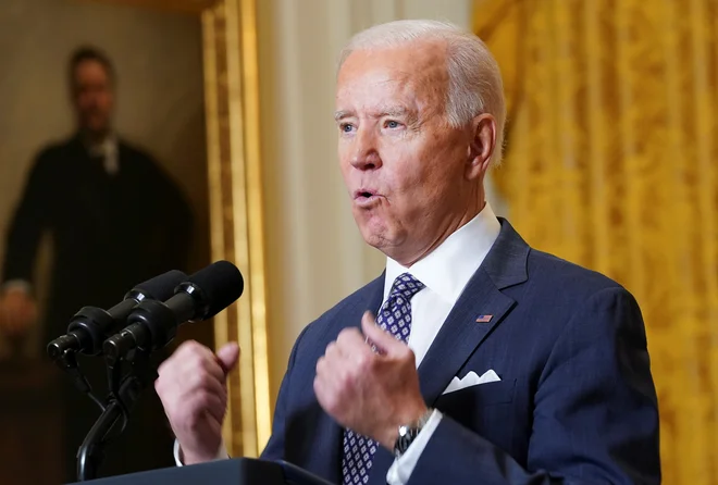 Joe Biden je na münchenski varnostni konferenci nastopil že velikokrat, tokrat z naklonjeno poslanico Evropi prvič kot ameriški predsednik. FOTO: Kevin Lamarque/Reuters