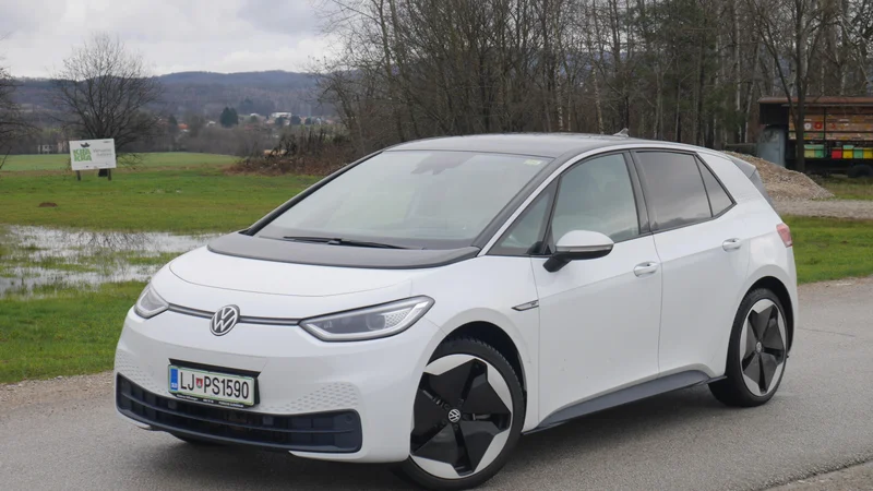 Fotografija: Volkswagen ID.3 je prvi povsem namensko pripravljen izdelek te znamke na električni pogon. Foto Boštjan Okorn