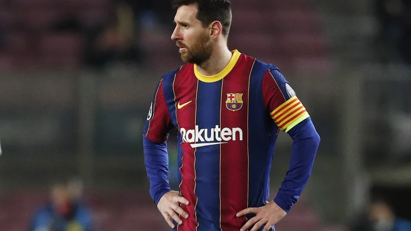 Fotografija: Lionel Messi je lani zahteval, da mu Katalonci omogočijo odhod po 16 letih, vendar se to ni zgodilo. FOTO: Albert Gea/Reuters
