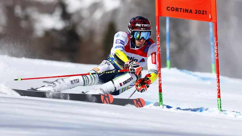 Fotografija: Največji slovenski adut na svetovnem prvenstvu v Cortini d'Ampezzo Žan Kranjec je resneje tekmuje le v svoji paradni disciplini veleslalomu. FOTO: Denis Balibouse/Reuters