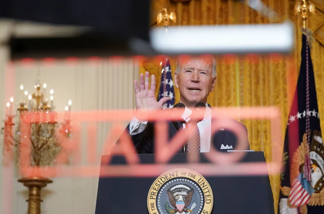 Biden je na konferenci vztrajal pri graditvi »položaja moči«, da bi se lahko demokratična koalicija postavila po robu izzivom Kitajske in Rusije. FOTO: Kevin Lamarque/Reuters