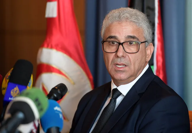 Minister v libijski vladi narodne enotnosti Fati Bašaga se je v času anentata vračal z rutinskega obiska v novi varnostni enoti, ki jo nadzoruje njegovo ministrstvo. FOTO: Fethi Belaid/ADP