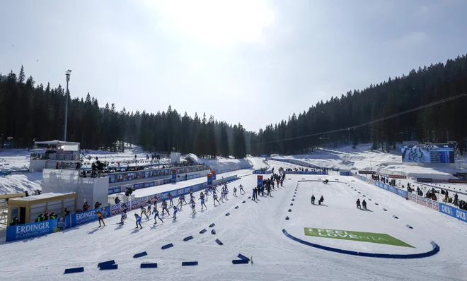 Pokljuka je ponudila zimsko pravljico, žal brez občinstva. FOTO: Matej Družnik/Delo