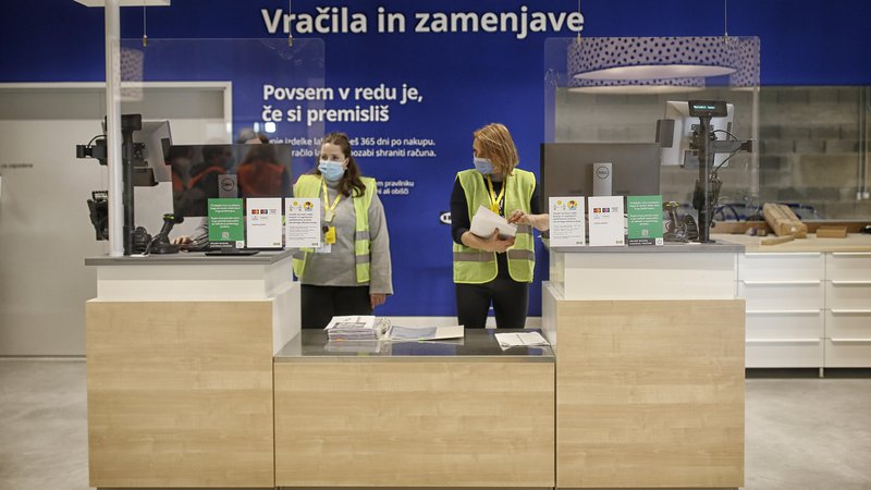 Fotografija: Za obisk Ikeine trgovine v Ljubljani je treba oddati rezervacijo termina, vendar spletna stran zaradi tehničnih težav ne deluje. Foto: Blaž Samec