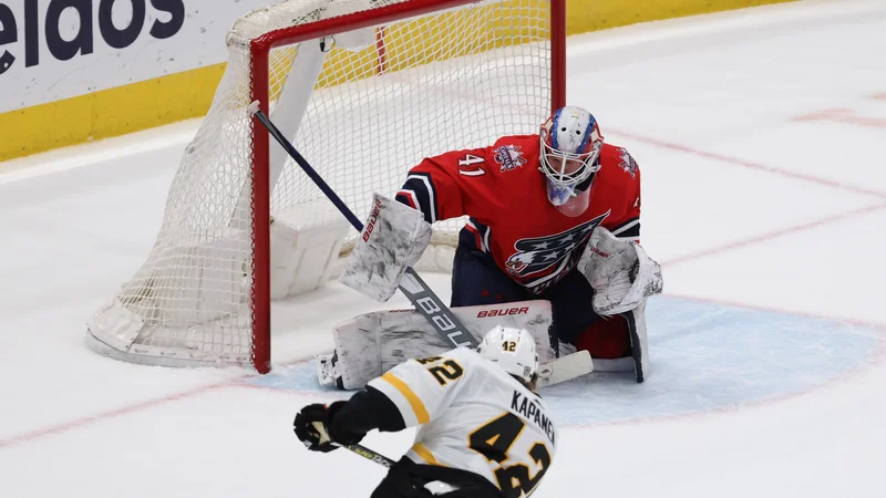 Fotografija: Kasperi Kapanen je s strelom z leve strani odločil podaljšek v Washingtonu. FOTO: Geoff Burke/Usa Today Sports