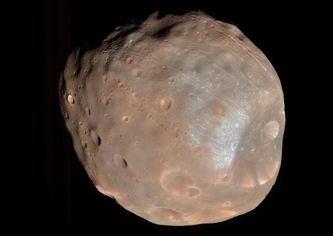 Fobos FOTO: NASA/JPL/University of Arizona&nbsp;