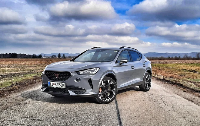 Cupra formentor prepriča že na prvi pogled. FOTO: Andrej Brglez