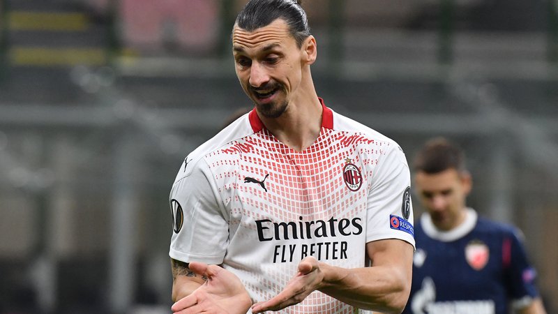 Fotografija: Milan je imel včeraj kar precej težav, da je izločil Crveno zvezdo v evropski ligi, manj težav pa ima njegov zvezdnik Zlatan Ibrahimović pri izražanju tega, kar misli. FOTO: Tiziana Fabi/AFP