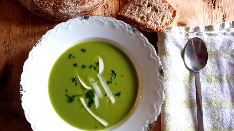 Fotografija: Poletov recept: Grahova kremna juha. FOTO: Tanja Drinovec