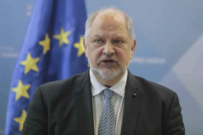 Vodja konzularne službe na zunanjem ministrstvu Andrej Šter, FOTO: Voranc Vogel/Delo